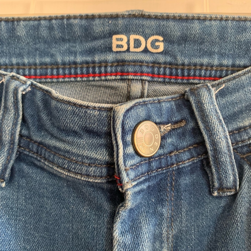 BDG Skinny High Waist Jeans with Leg Details
